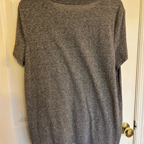 Universal Thread Dark Blue Crew Neck Tee - Picture 5 of 6